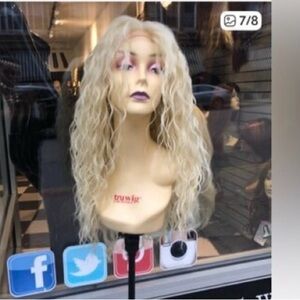 Blonde Wavy Hair Wig